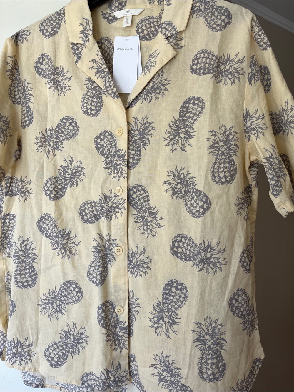 H&M Linen Pineapple Print Short Sleeve Shirt Women Unisex NWT New with Tags - Picture 4 of 5